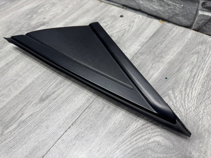 Накладка крыла, 500 рублей, Москва