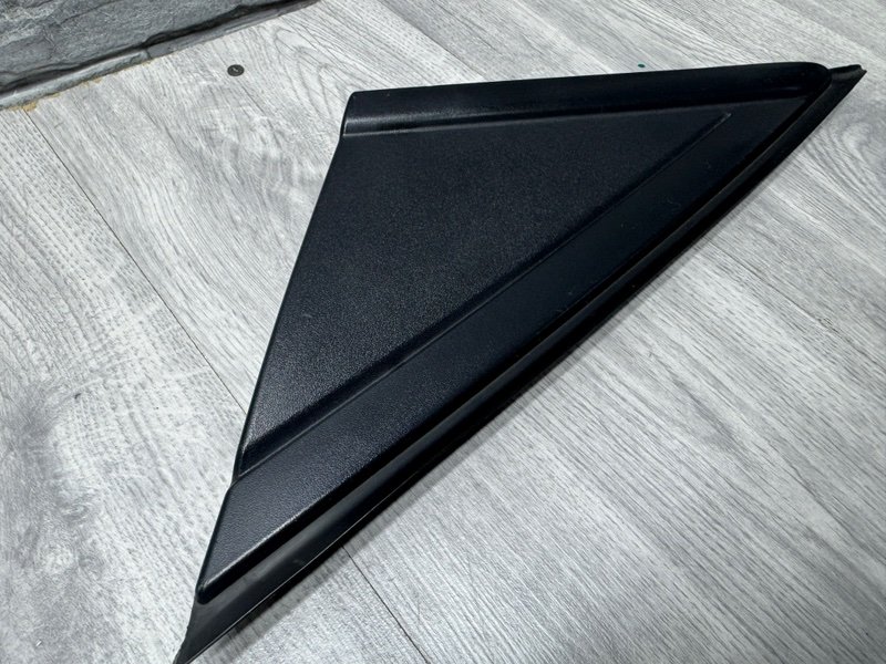 Накладка крыла, 500 рублей, Москва