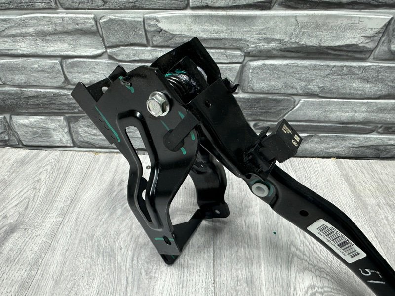 Педаль тормоза, 1500 рублей, Москва