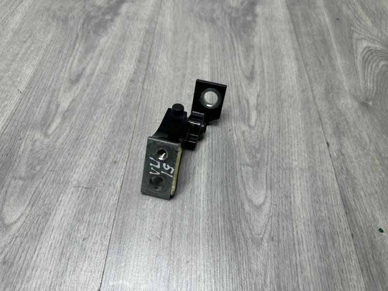 Петля двери, 2000 рублей, Москва