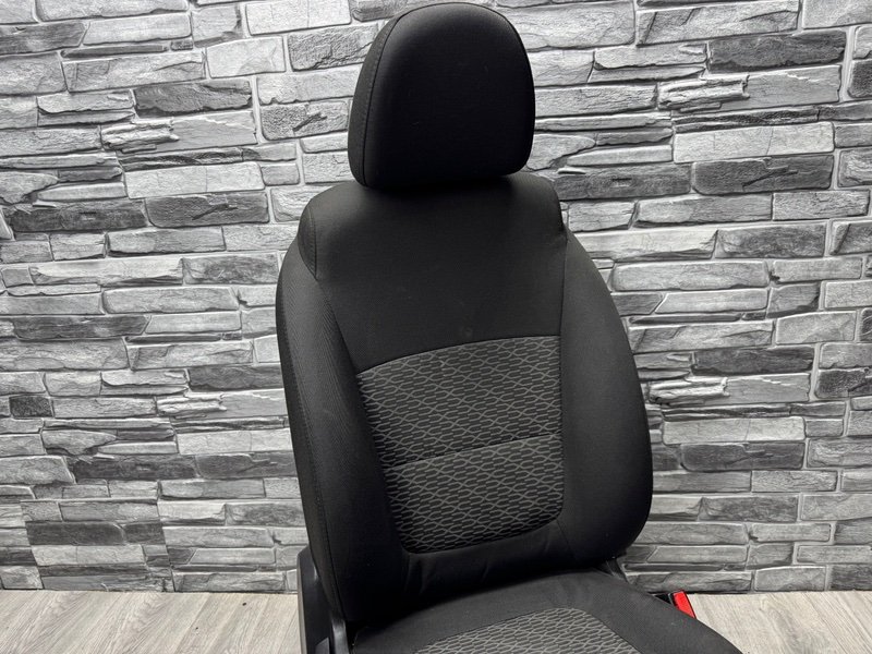 Сиденье переднее правое, 5000 рублей, Москва