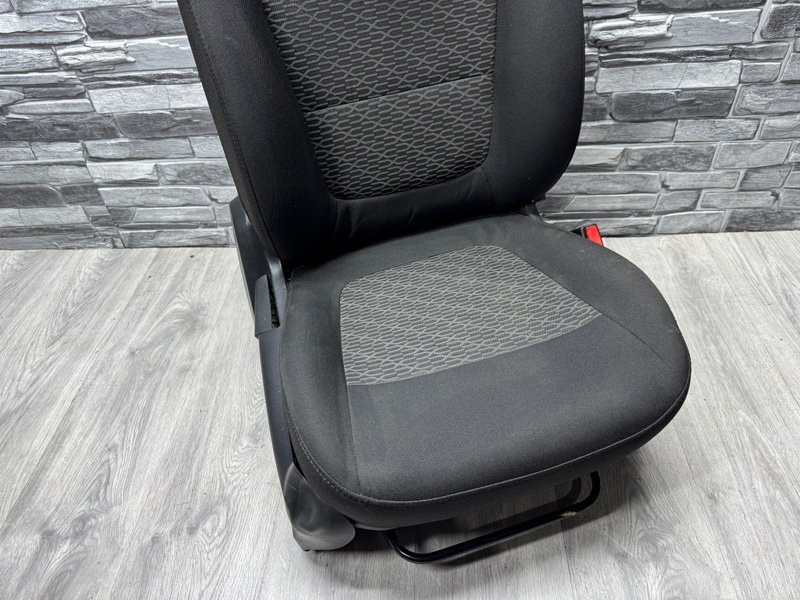 Сиденье переднее правое, 5000 рублей, Москва