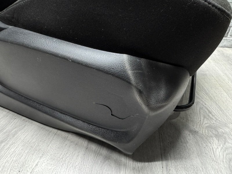 Сиденье переднее правое, 5000 рублей, Москва