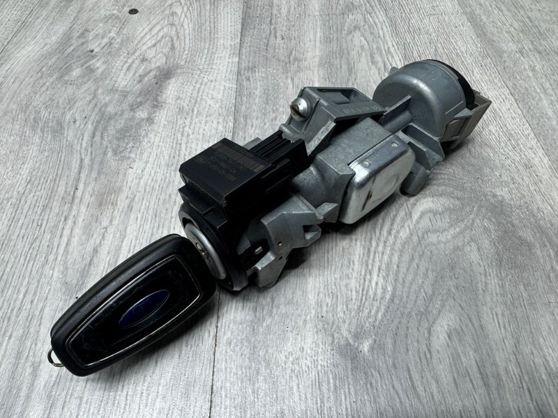 Замок зажигания, 2000 рублей, Москва