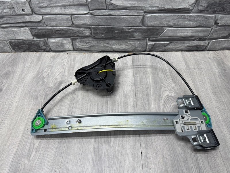 Стеклоподъемник задний, 1500 рублей, Москва