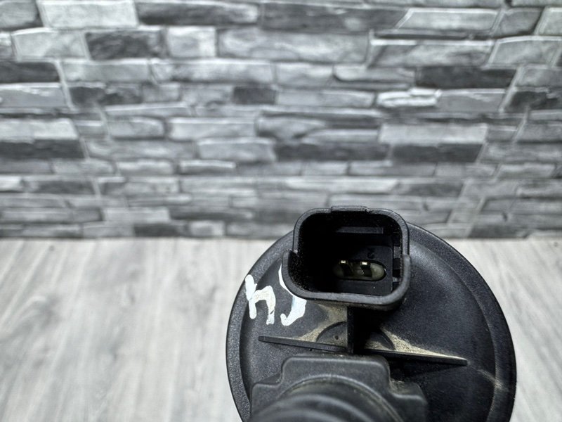 Клапан вентиляции топливного бака, 1000 рублей, Москва