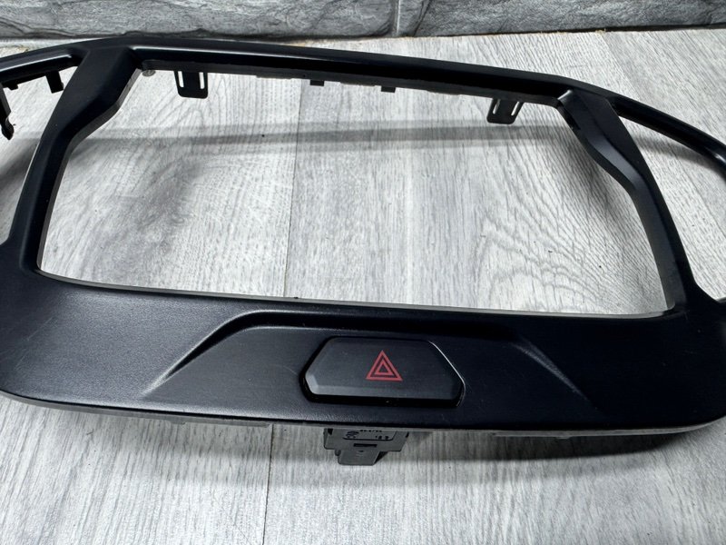 Рамка магнитолы, 800 рублей, Москва