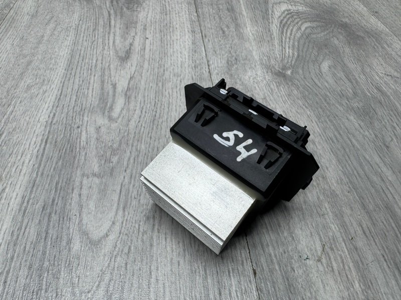 Резистор отопителя, 1000 рублей, Москва