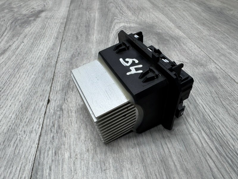 Резистор отопителя, 1000 рублей, Москва