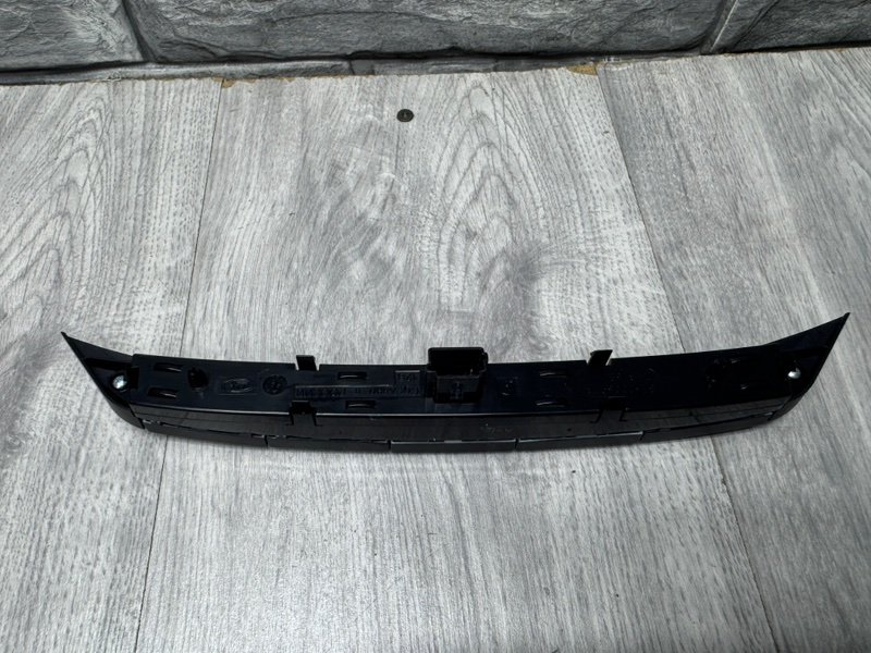 Кнопка центрального замка, 1000 рублей, Москва