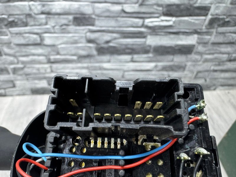 Переключатель стеклоочистителей, Москва