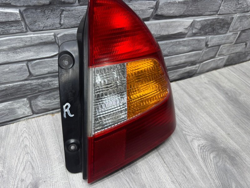 Фонарь задний правый, 1500 рублей, Москва