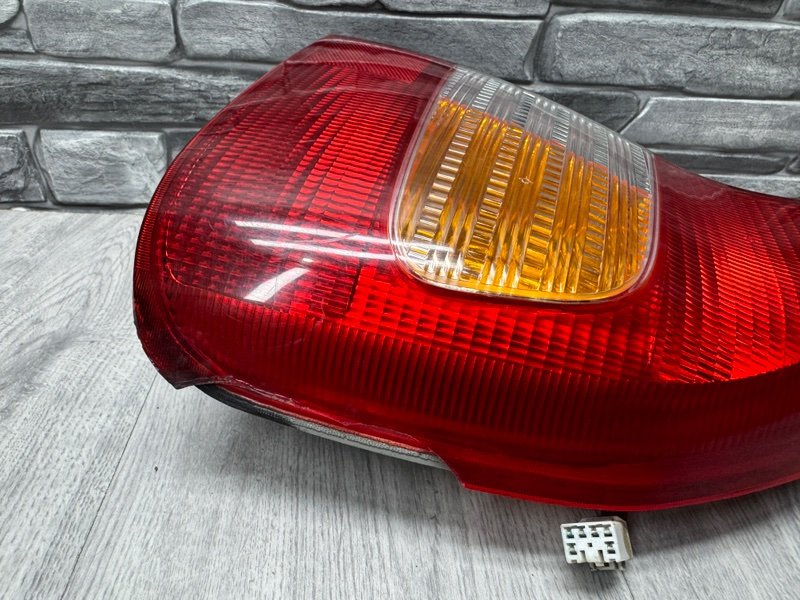 Фонарь задний правый, 1500 рублей, Москва