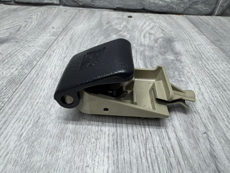 Ручка открывания капота, 1000 рублей, Москва