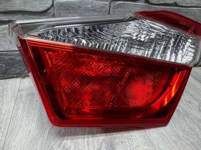 Фонарь задний правый, 2500 рублей, Москва