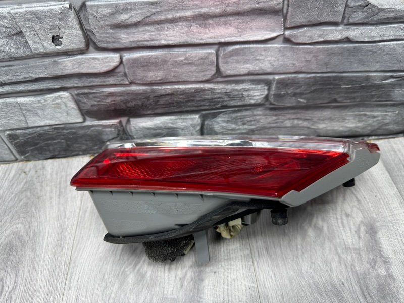 Фонарь задний правый, 2500 рублей, Москва