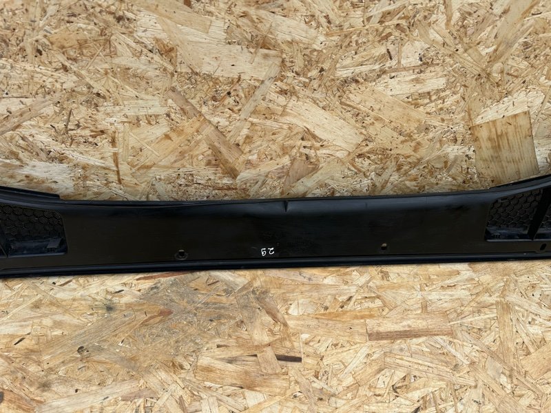 Планка под лобовое стекло, 1000 рублей, Москва