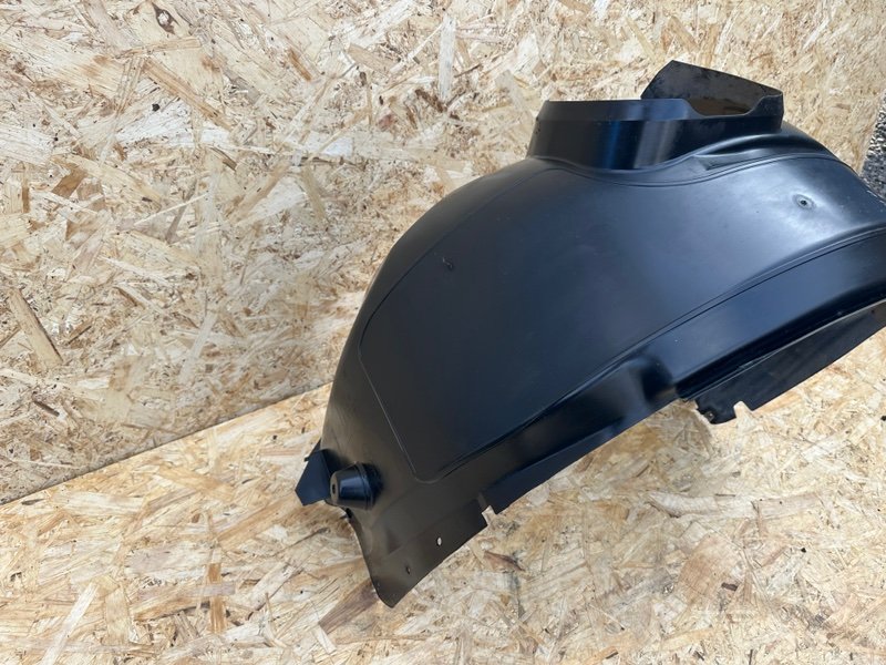 Подкрылок, 3000 рублей, Москва