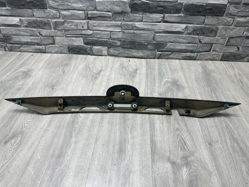 Накладка крышки багажника, 2000 рублей, Москва