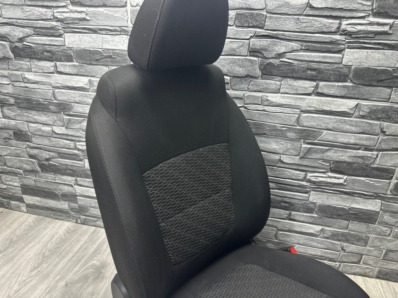 Сиденье переднее правое, 5000 рублей, Москва