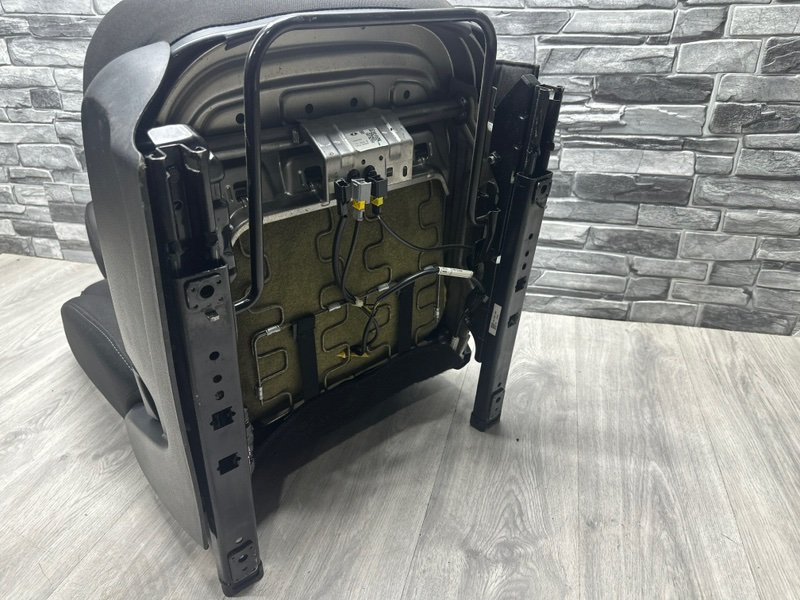 Сиденье переднее правое, 5000 рублей, Москва