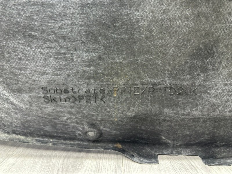 Обшивка крышки багажника, 3000 рублей, Москва