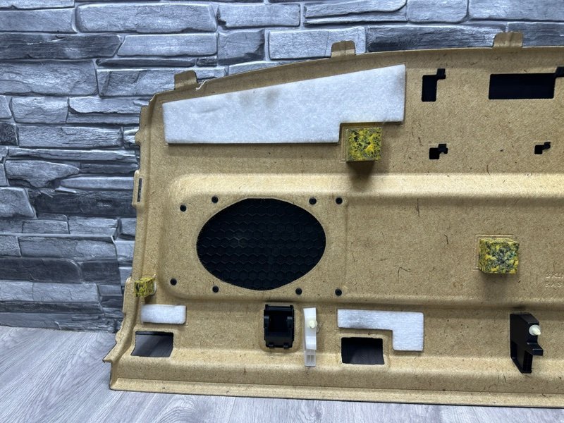 Полка салона задняя, 2000 рублей, Москва