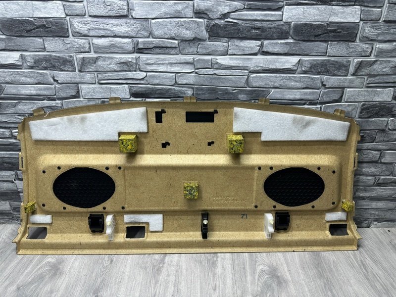 Полка салона задняя, 2000 рублей, Москва