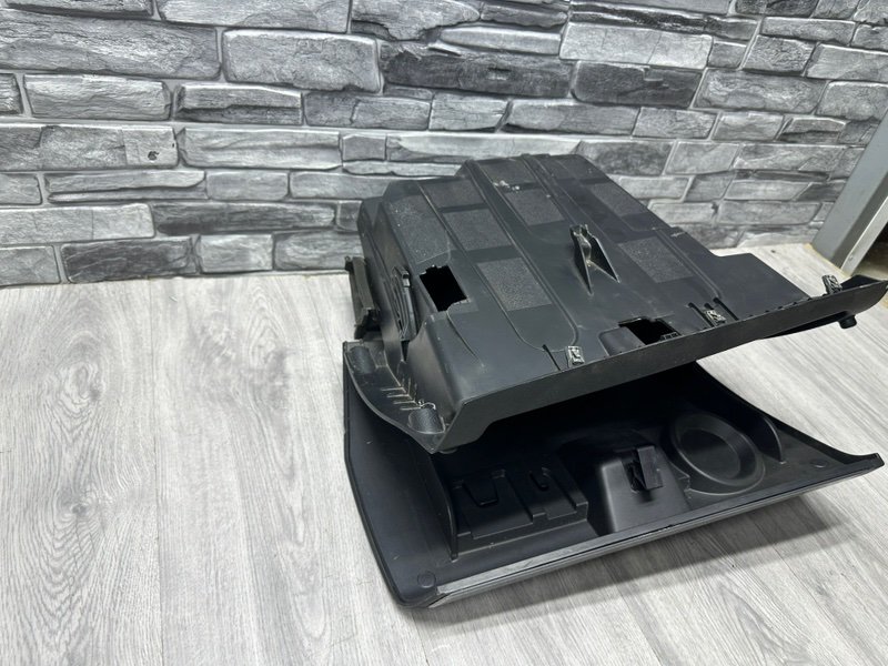 Бардачок, 1000 рублей, Москва