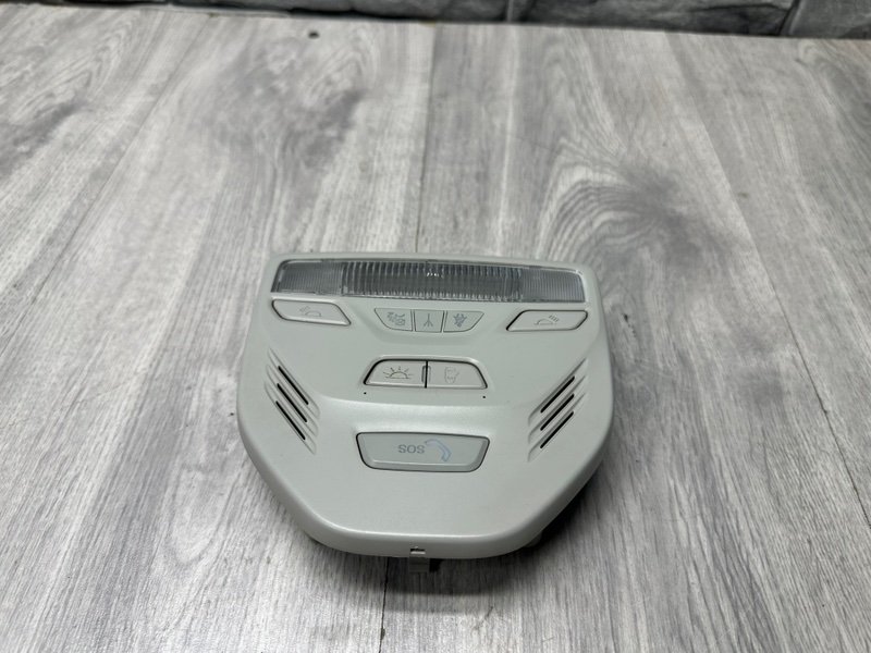 Плафон салонный, 1550 рублей, Москва