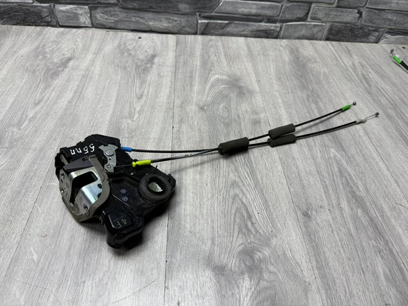 Замок двери передней правой, 2000 рублей, Москва