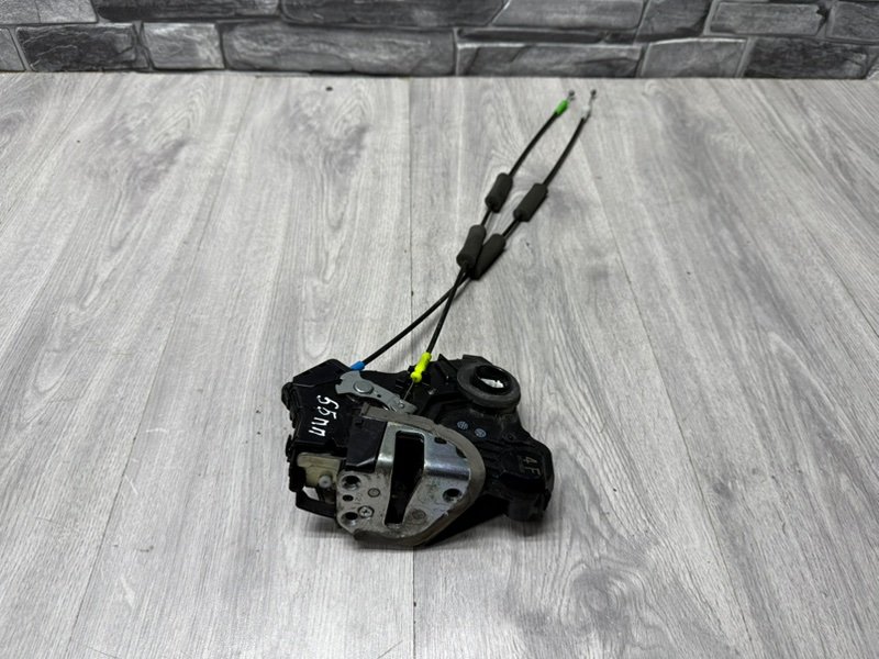 Замок двери передней правой, 2000 рублей, Москва