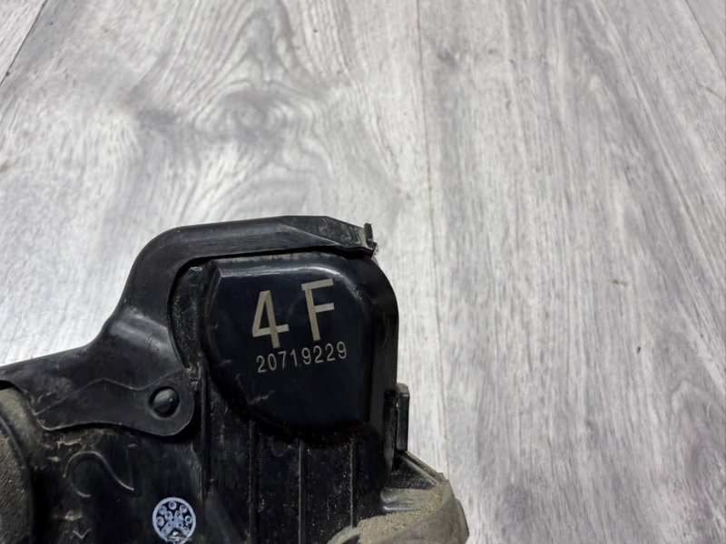 Замок двери передней правой, 2000 рублей, Москва