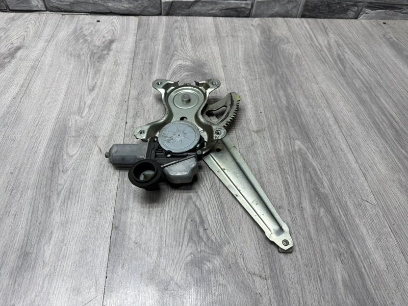 Стеклоподъемник задний, 2500 рублей, Москва