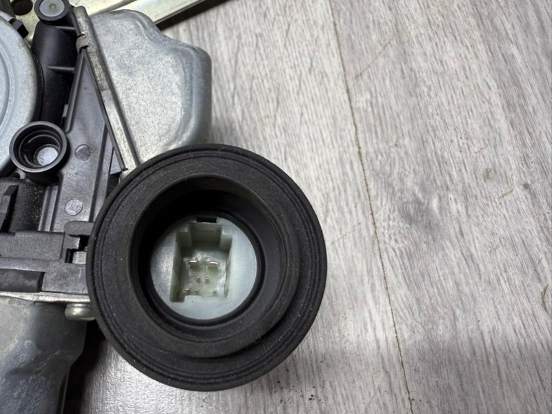 Стеклоподъемник задний, 2500 рублей, Москва