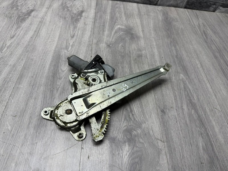 Стеклоподъемник задний, 2500 рублей, Москва