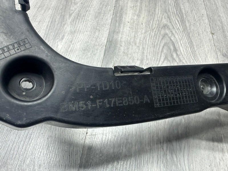 Направляющая заднего бампера, 1000 рублей, Москва