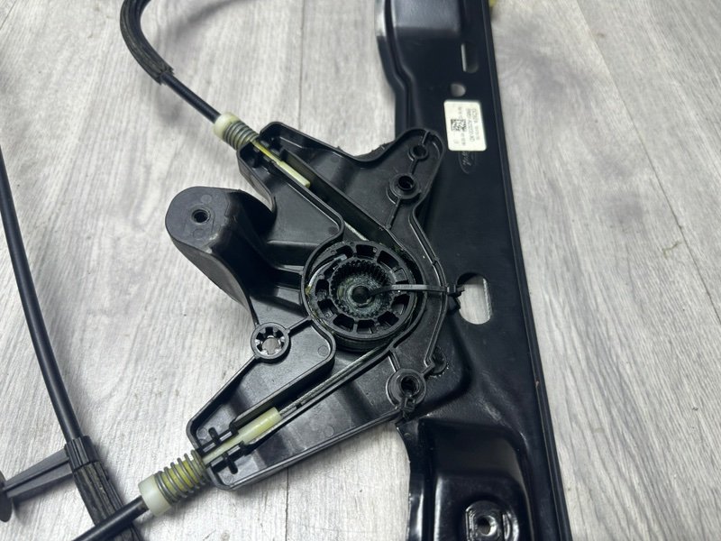 Стеклоподъемник передний, 1500 рублей, Москва