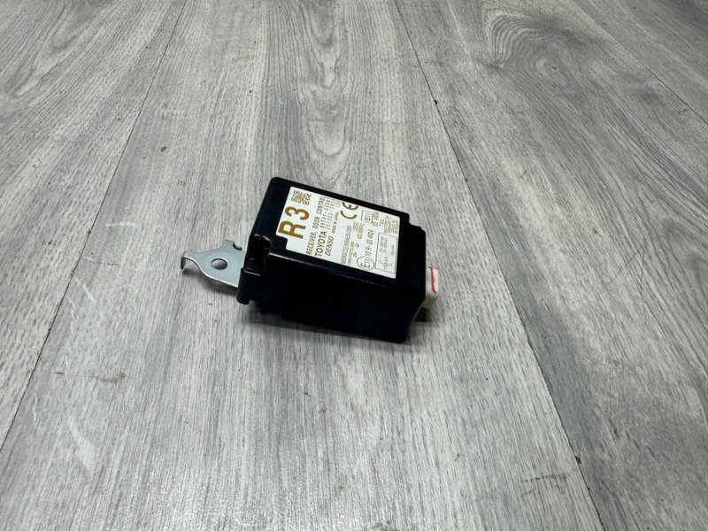 Блок управления центральным замком, 1000 рублей, Москва