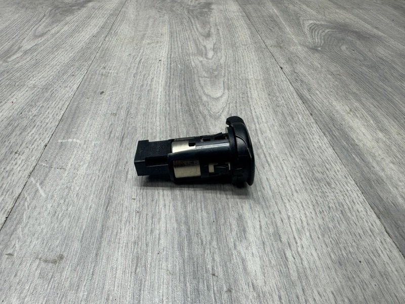 Прикуриватель, 600 рублей, Москва