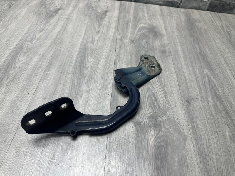 Петля капота, 900 рублей, Москва