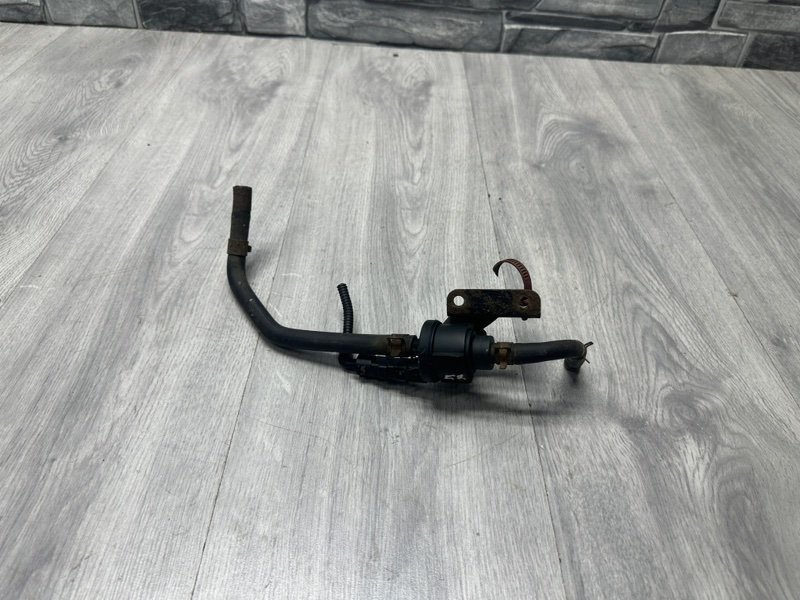 Клапан вентиляции топливного бака, 1000 рублей, Москва