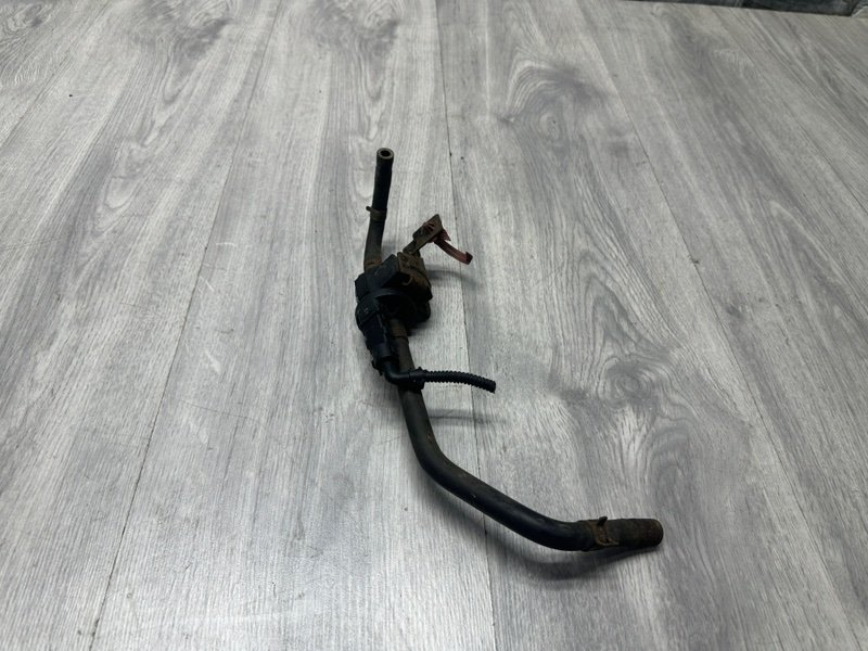 Клапан вентиляции топливного бака, 1000 рублей, Москва