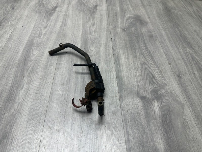 Клапан вентиляции топливного бака, 1000 рублей, Москва