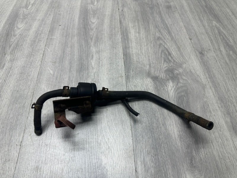 Клапан вентиляции топливного бака, 1000 рублей, Москва