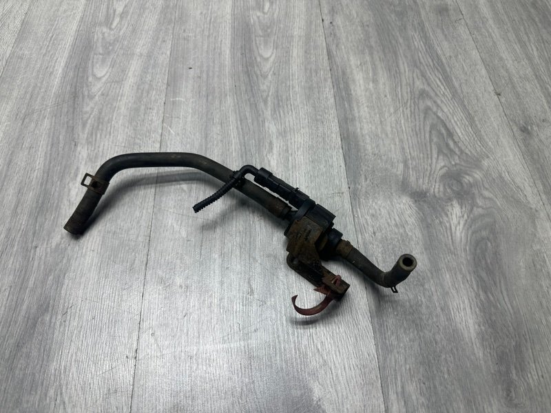 Клапан вентиляции топливного бака, 1000 рублей, Москва