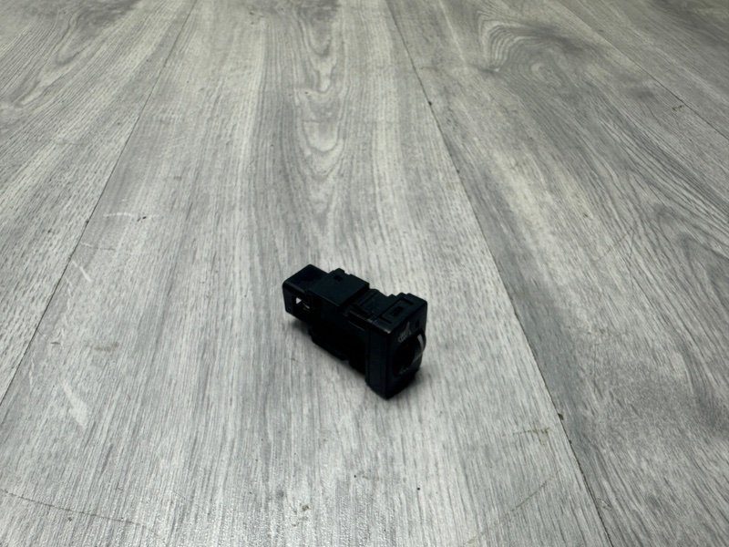 Кнопка обогрева сидений, 3500 рублей, Москва