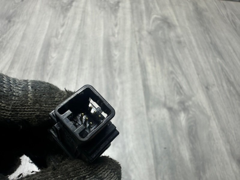 Кнопка обогрева сидений, 3500 рублей, Москва