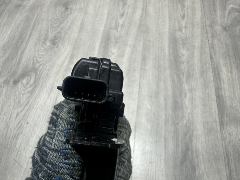 Замок багажника, 1500 рублей, Москва