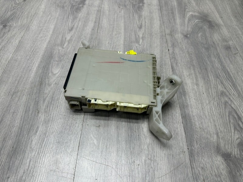 Блок предохранителей салонный, 2500 рублей, Москва